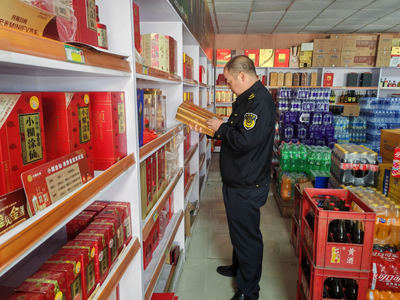 平湖新倉全面組織開展&ldquo;特供酒&rdquo;清源打鏈專項行動